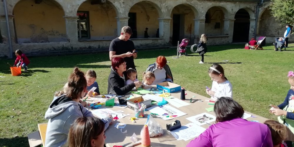 Ustvarjalne delavnice na 14. Grajskem bazarju Krajinskega parka Goričko